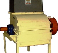SINGLE SHAFT TYRES SHREDDER MACHINE